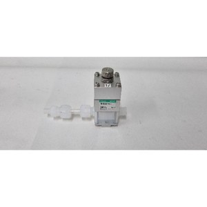 CKD AMS022-X30 Utilisé comme pièce détachée d'équipement semi-conducteur d'occasion - Product Image 3