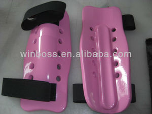 Protège-tibias avec tige en mesh et coque composite en fibre de carbone antidérapante pour la protection des pieds - Product Image 4