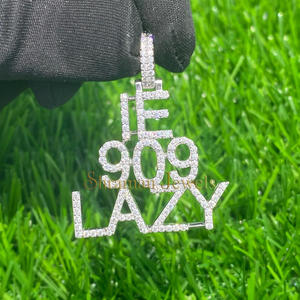 จี้เพชรทรงเหลี่ยมเจียระไนแบบพิเศษ ตัวอักษรหรือตัวเลขเงินแท้ 925  พร้อมสร้อยคอชื่อสั่งทำได้ - ไอเดียของขวัญสุดอินเทรนด์ - Product Image 5