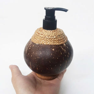 Dispensador de Jabón Líquido Duradero de Cáscara de Coco para Uso en Hoteles y Spas - Product Image 5