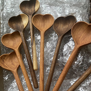 Cuillère de cuisine en bois massif – Ustensile de cuisson durable en gros - Product Image 1