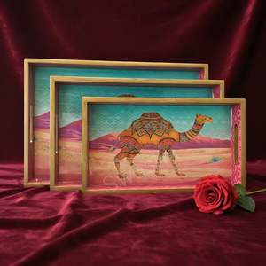 Ensemble de plateaux de service en bois au design élégant, 3 pièces, motif chameau numérique, plateau de service décoratif pour desserts, disponible à prix réduit - Product Image 1