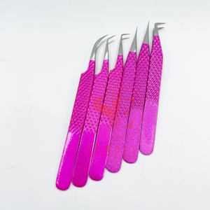 Pince à épiler Somofy Enterprises de haute qualité, personnalisée, à marque privée, à 90 degrés, pour extensions de cils, en acier inoxydable durable - Product Image 4