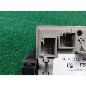 ECUs y Módulos de Computación Usados de Clase E A2189053501 - Product Image 5