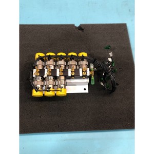Conjunto de Colector de 8 Ranuras Clippard EV-3M-24VDC, 175513 - Equipo y Piezas de Semiconductores de Confianza de Global Legacy - Product Image 1