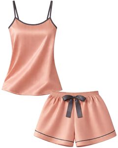 Ensemble pyjama personnalisé en satin pêche pour femme, comprenant un haut de pyjama et un short, vêtements de nuit doux en soie, ensemble deux pièces d'été pour la détente avec nœud gris foncé - Product Image 1