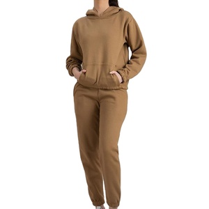 Conjunto Deportivo Informal de Dos Piezas para Mujer, Sudadera con Capucha y Cuello Alto, Ropa para Entrenamiento y Jogging, Hecho en Pakistán - Product Image 1