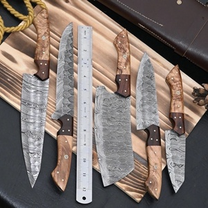 Ensemble de 5 couteaux de cuisine Damas faits à la main avec manche en bois et étui en cuir, couteaux de survie pliants utilitaires en gros - Product Image 5