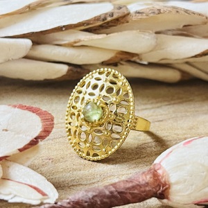 แหวนดีไซน์โบโฮลายฉลุแบบวินเทจ ทองเหลืองชุบทอง 18k ประดับเพอริดอท สำหรับผู้หญิง สไตล์ค็อกเทล ขายส่ง/OEM - Product Image 5
