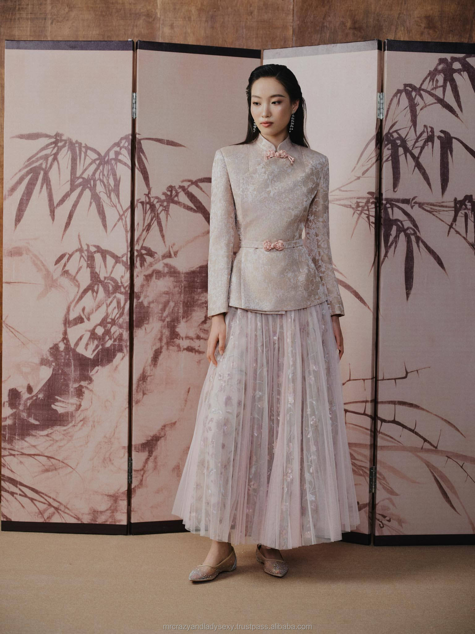 สีชมพูอ่อน