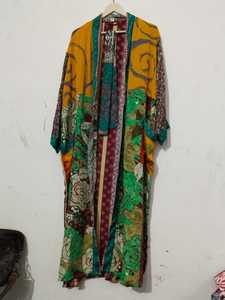 Kimono de Seda Hecho a Mano, Estilo Vintage con Parches, Talla Única, para Damas de Honor, Ropa de Dormir para Mujer - Product Image 5