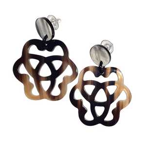 Pendientes de Cuerno de Vaca Ecológicos de Diseño Personalizado, Estilo Artesanal Ético Moderno, Joyería de Moda para Bodas, para Compradores Globales - Product Image 4