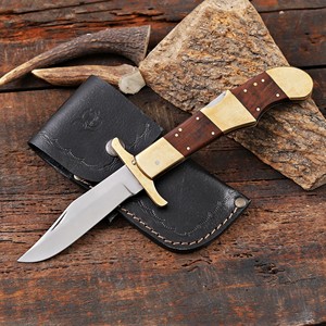 Cuchillo Plegable de Acero Inoxidable con Hoja de Acero Inoxidable, Mango de Latón y Madera, Funda de Cuero Personalizada, Cuchillo de Bolsillo EDC para Caza, Camping y Actividades al Aire Libre - Product Image 1