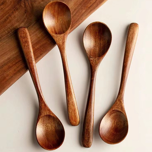 Juego de utensilios de cocina de madera de teca o acacia Natural SHAPES con soporte para cuchara Juego de cucharas de cocina de madera y soporte para utensilios - Product Image 1