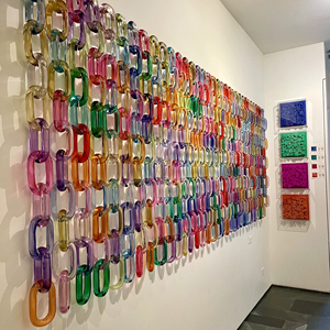 Décor mural rustique à suspendre en résine, chaîne de maillons, haute qualité, résine époxy multicolore, design moderne - Product Image 1