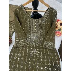 Top y pantalones de fiesta para mujer de diseñador con hermoso Conjunto elegante Dupatta - Product Image 4