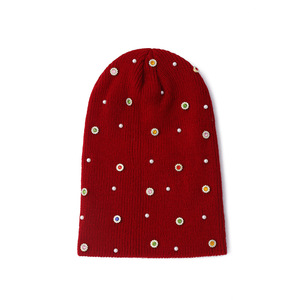 Bonnet en tricot avec décoration de fleurs en strass, points et perles, bonnet d'hiver mignon et chaud - Product Image 3