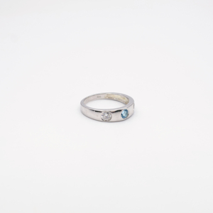 Delicioso anillo de topacio azul con forma redonda, tamaño de 4 mm, elegante y con estilo, accesorio de moda para mujer para uso diario - Product Image 4
