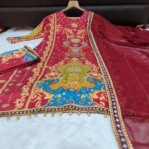 Presentamos la Nueva Colección Eid: Kurta con Diseño Elegante y Estampado Digital, Pantalón Plazzo con Dupatta - Product Image 5