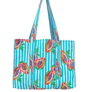Bolso Tote Acolchado de Algodón Rojo con Estampado Animal, Bolso de Compras Abierto de Moda para Todas las Temporadas - Product Image 6
