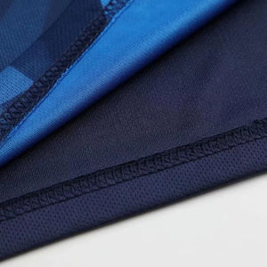 Uniforme de Fútbol Personalizado de Primera Calidad, 100% Poliéster Transpirable, Estampado, Manga Corta, Hecho en Pakistán - Product Image 6