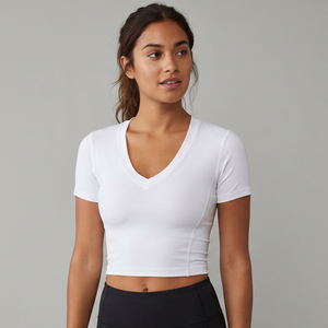 T-shirt de compression à col en V profond pour femme, haut court de yoga et d'exercice à manches courtes, soutien pour l'entraînement - Product Image 1