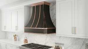 Hotte de ventilation en cuivre artisanale, style cheminée murale, design rustique vintage pour cuisine - Product Image 2