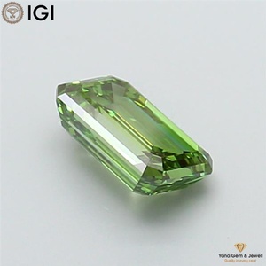 เพชร CVD เกรดสูงสุด ผลิตในห้องปฏิบัติการ สีเขียวแฟนซีสดใส ความสะอาดระดับ VS1 น้ำหนัก 2.00 กะรัต ทรง Emerald Cut ได้รับการรับรองจาก IGI สำหรับเครื่องประดับที่มีเอกลักษณ์ - Product Image 5