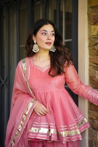 Pink Traditional Salwar Kameez Set With Dupatta Long Sleeve Ethnic Wear for Wedding Party Women - Product Image 2