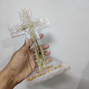 Collier de mode de haute qualité MN EXPORTS en résine et bois, motif ange, technique émaillée, décoration intérieure, cadeau - Product Image 5