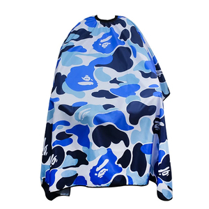 Cape de Coiffeur Jetable Imperméable en Polyester Écologique Recyclable la Plus Vendue avec Impression de Logo Personnalisé - Product Image 6