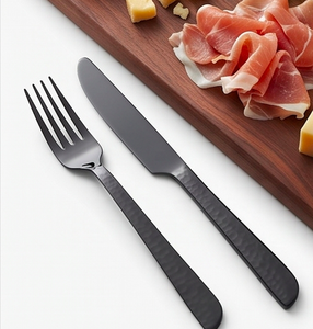 Ensemble de couverts en acier inoxydable noir martelé, finition miroir, pour les repas quotidiens, les cafés, les hôtels, les restaurants et la table moderne. - Product Image 4