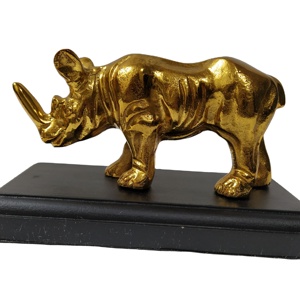 Escultura de estatua de rinoceronte de aluminio Estatuilla Técnica de fundición de mesa con temática de animales - Product Image 1