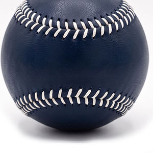 Pelota de Entrenamiento de Béisbol para Diestros, Color Azul Sólido con Costuras Rojas, Bate de Cuero Compuesto Resistente, Diseño Estándar, 9 Pulgadas - Product Image 3