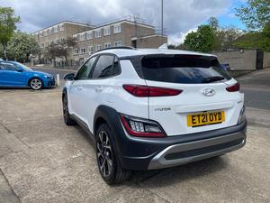 OFERTA JUSTA Hyundai KONA 2021 1.0 T-GDI MHEV OEM DIY Acero Premium EURO 6 (S/S) 5 Puertas - Product Image 5