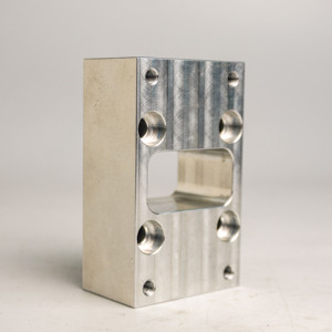 Servicio de Mecanizado CNC Personalizado con Certificación ISO, Lengüeta de Posicionamiento Roscada de Aluminio 3D, Fabricante Directo AMT VINA Vietnam - Product Image 1