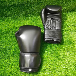 Guantes de Boxeo Profesionales Personalizados al por Mayor con Logotipo, Fabricados en Pakistán con Cuero Sintético PU Impreso - Product Image 1