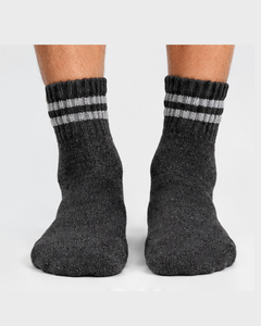 Chaussettes de sport pour hommes avec logo personnalisé, chaussettes de basket-ball, de course à pied, de football, chaussettes de sport de haute qualité, chaussettes athlétiques antidérapantes - Product Image 3