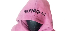 Sudadera con Capucha de Forro Polar Grueso para Hombre, Estilo Urbano Gótico, con Logotipo de Cruz Bordado, Hombro Caído Personalizado, Ropa al por Mayor - Product Image 5