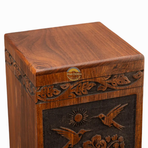 Urne funéraire artisanale en forme de vague de fleurs et urne funéraire en bois naturel avec époxy noir, boîte à cendres artistique pour commémoration funéraire par AYAANS - Product Image 2