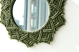 Espejo Redondo de Pared de Macramé Boho de 14 Pulgadas, Hecho a Mano con Cuerda de Algodón, Decoración Colgante para Dormitorio, Sala de Estar, Decoración del Hogar - Product Image 3
