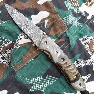 Couteaux de chasse professionnels, lame tranchante pour la préparation du gibier (cerf et animaux sauvages), avec poignée ergonomique pour une prise ferme, pour l'extérieur. - Product Image 3