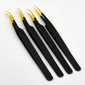 Pinzas Premium para Extensión de Pestañas en Negro y Dorado, Herramienta de Precisión de Acero Inoxidable para Volumen e Isolación, para Artistas de Pestañas - Product Image 1