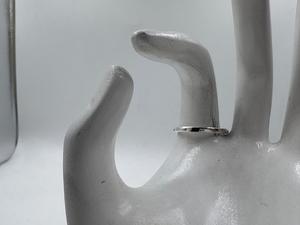 Anillo de diseño de piedras preciosas de plata esterlina inspirado vintage hecho a mano - Product Image 2