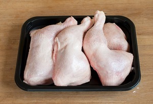 Muslos de Pollo Halal Congelados de Alta Calidad, Proceso BQF, Grado Superior, Ricos en Vitaminas, Sin Grasas Trans, Bajos en Sal, Empaque en Caja - Product Image 6