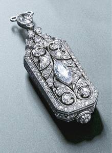 Colgante de Medallón Abrible Antiguo, Estilo Art Déco y Edwardiano, Años 1910, para Mujer, con Diamante de Corte Marquesa, Ideal para Fiestas - Product Image 4