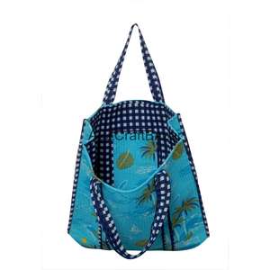 Bolsa de Mano Grande de Algodón Acolchado Hecha a Mano con Asa Larga, Ecológica y Sostenible, Opción de Regalo para Uso Diario, Hecha en Rajasthan - Product Image 6