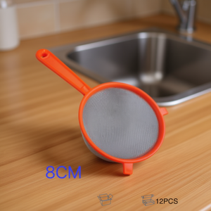 Filtre à huile à mailles fines de 8 cm avec poignée en plastique pour filtrer et égoutter – Catégorie de produit : Passoires et égouttoirs - Product Image 3