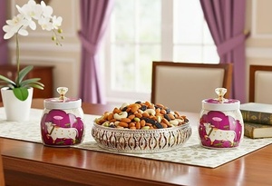Bandeja Redonda Metálica de Almacenamiento con Diseño de Vaca, Acabado Pulido, Estilo Oriental para Uso en Mesa - Product Image 5