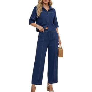Ensemble décontracté 2 pièces pour femme : haut vintage en jean à manches courtes et col rond, coupe ample, longueur cheville, imprimé numérique délavé - Product Image 1